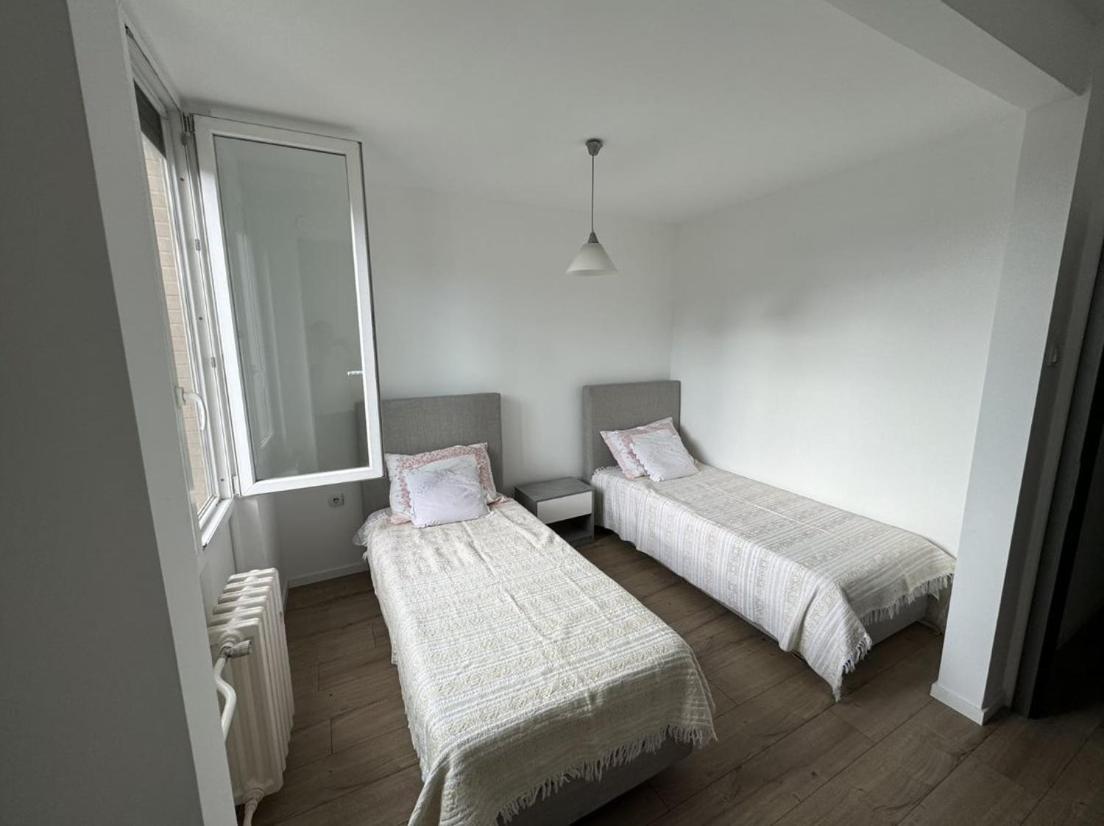 Apartman In Center, *